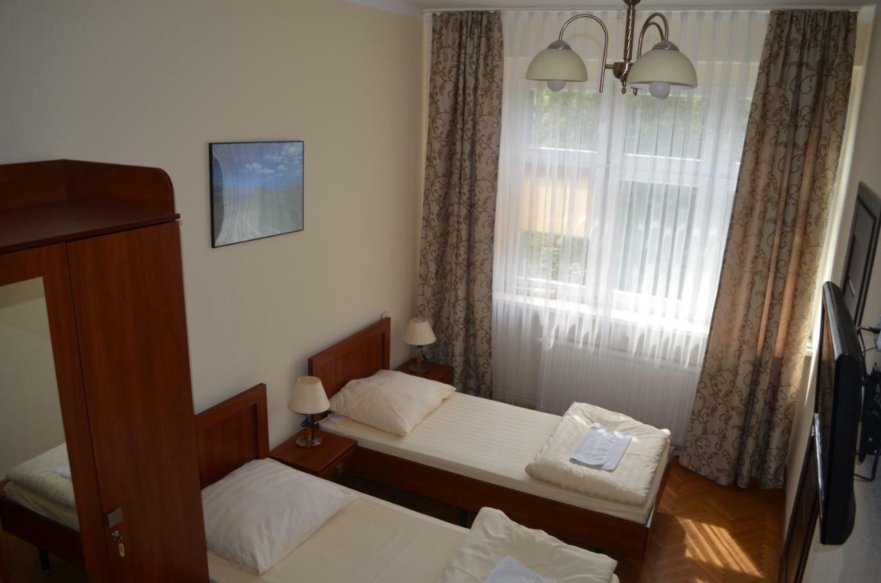 Hostel Gwarek Katowice Exterior photo